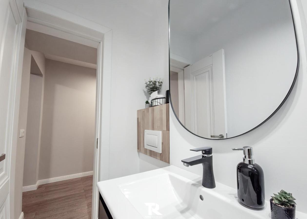 Terra Apartment Suceava Exterior photo