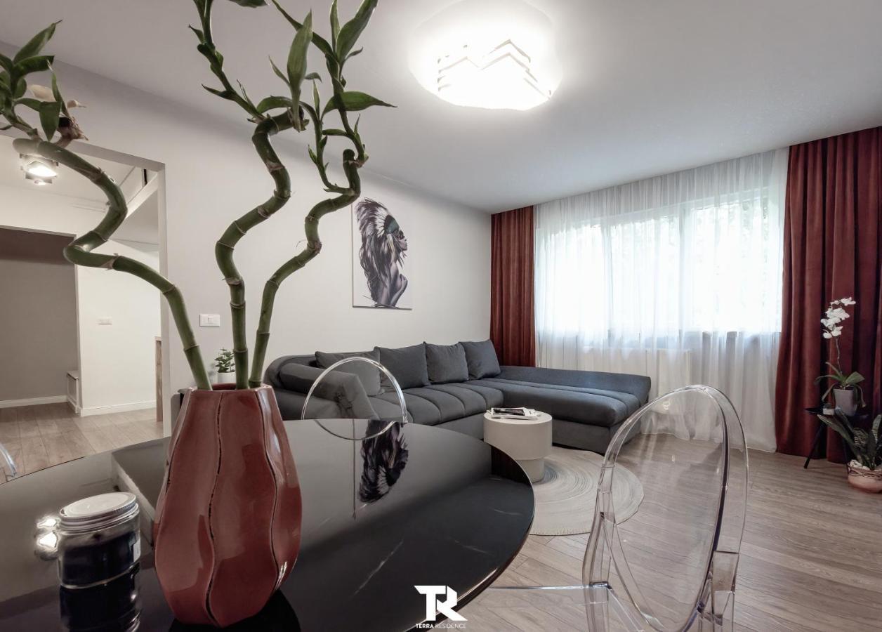 Terra Apartment Suceava Exterior photo